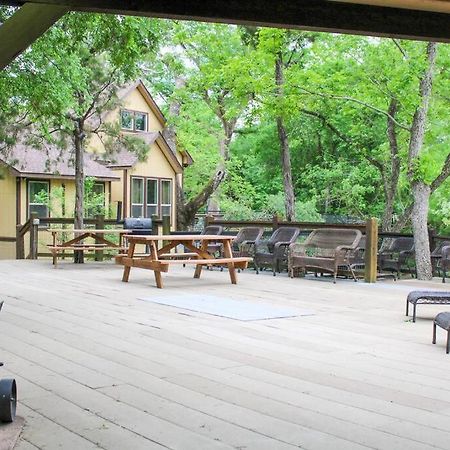 Treehouse 2 - Cardinal Casita Villa นิวบราวน์เฟลส์ ภายนอก รูปภาพ